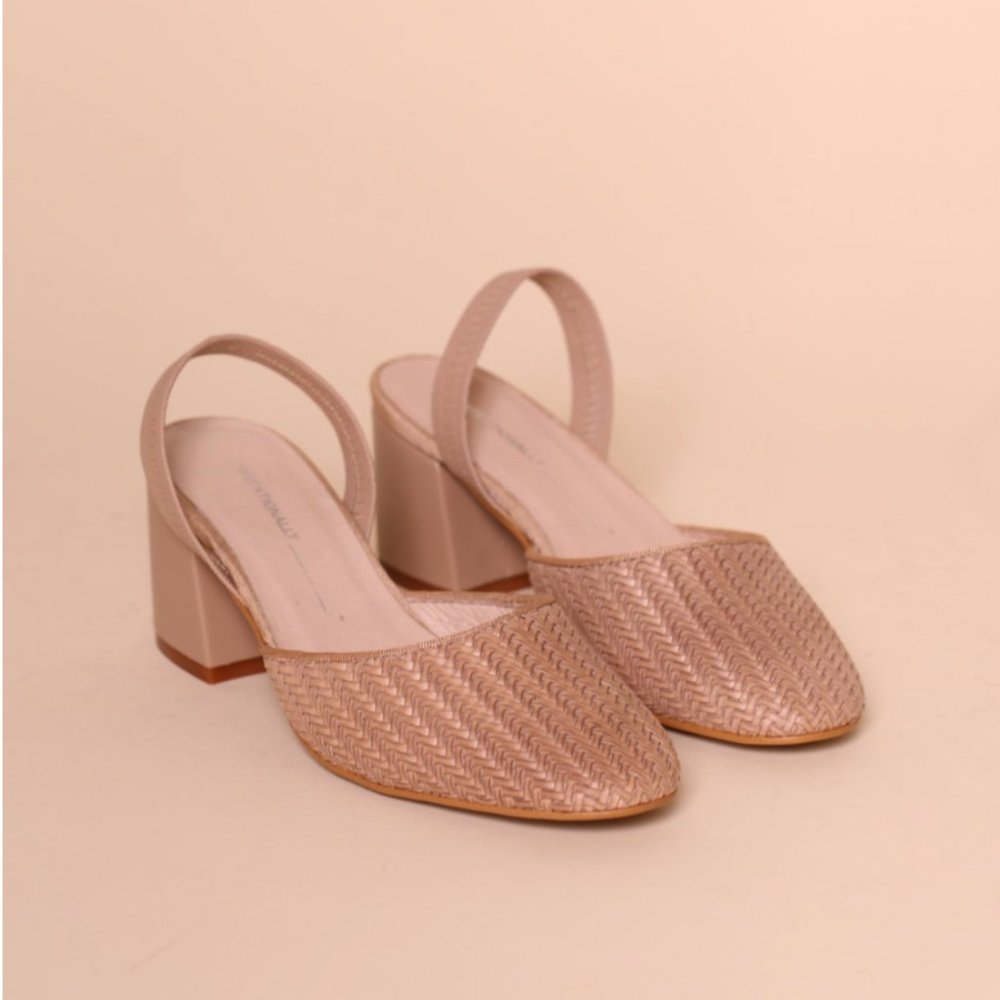 "Intentionally ___." Frida Heels - Sz. 5